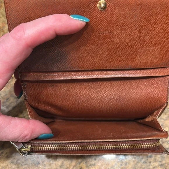 Louis Vuitton Portefeuille Tresol Monogram Wallet - Picture 8 of 12